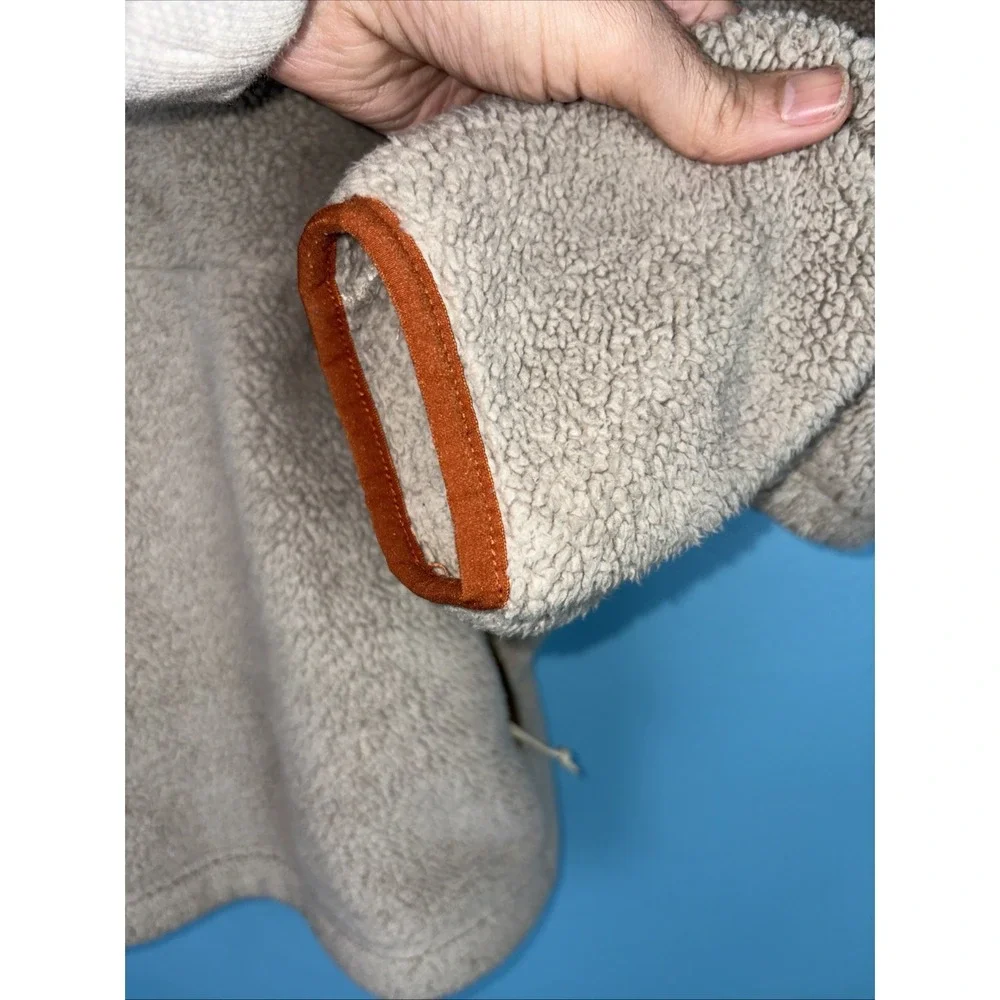 The North Face Size Large Sherpa Fleece Tan Kangaroo Pocket Gorpcore